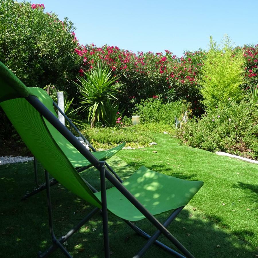 Hotel chambre indépendante avec jardinet Borgo  Exterior foto